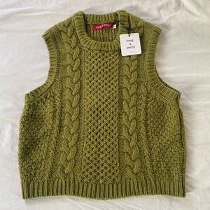 Pyne and Smith Merino WoolCable Knit Vest in Pistachio Green - Medium nwt